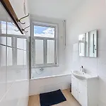 Daire 5 Brüksel